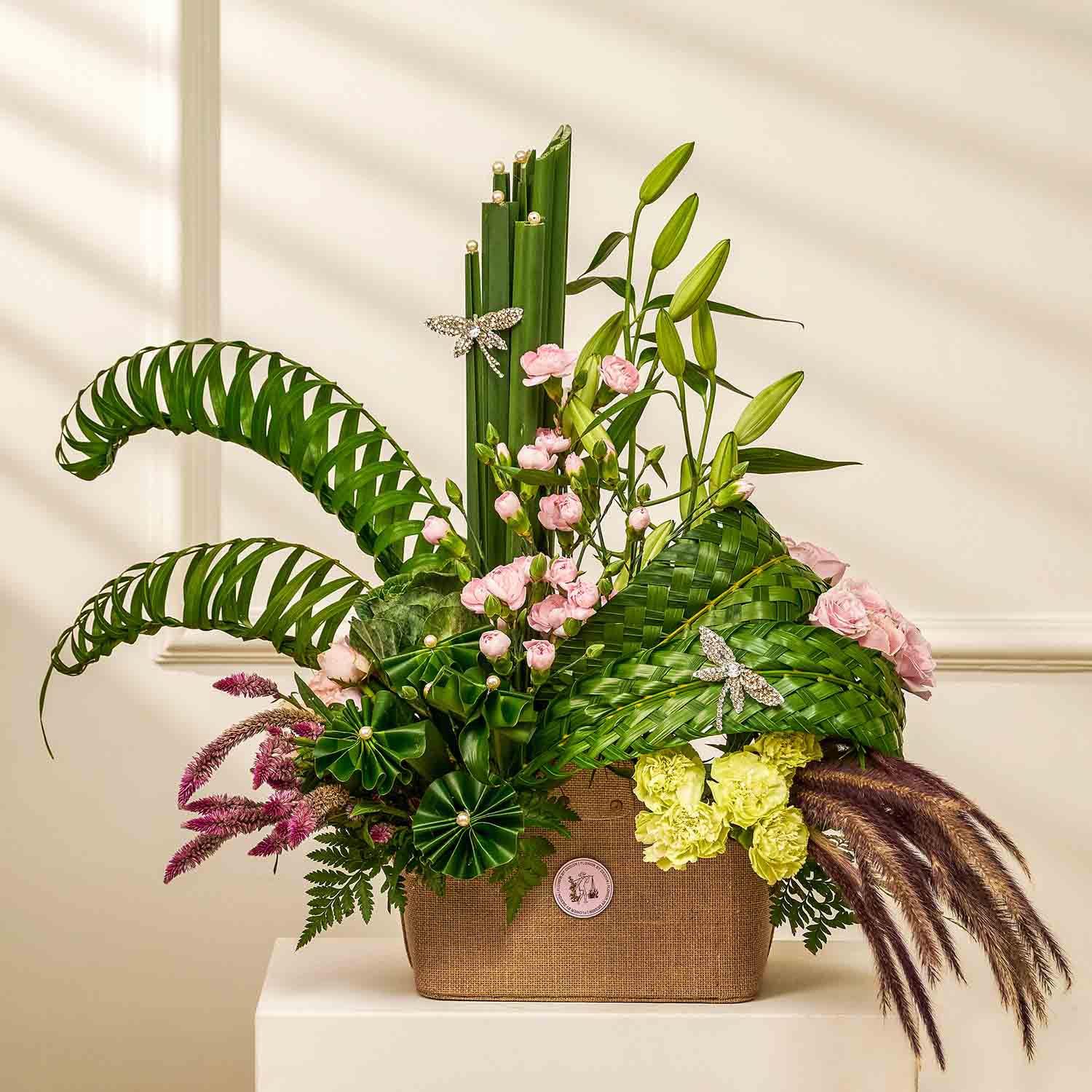meadows-in-jute-basket